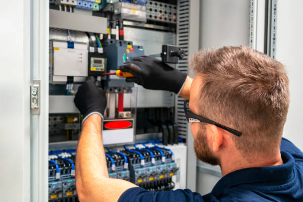 Best Licensed Electrician  in Mount Hope, WV